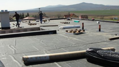 EPDM FÓLIE BALASTOVANÝ SYSTÉM